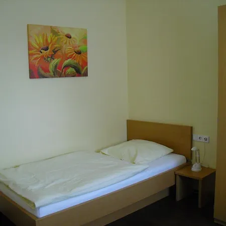 珀鼎鲁酒店 菲尔德施塔特