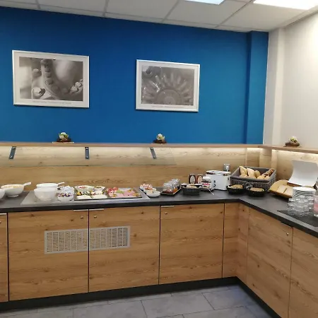 珀鼎鲁酒店 2* 菲尔德施塔特