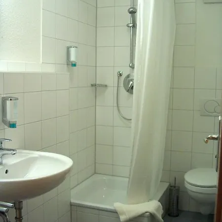 Boardingroom Hotel 2*