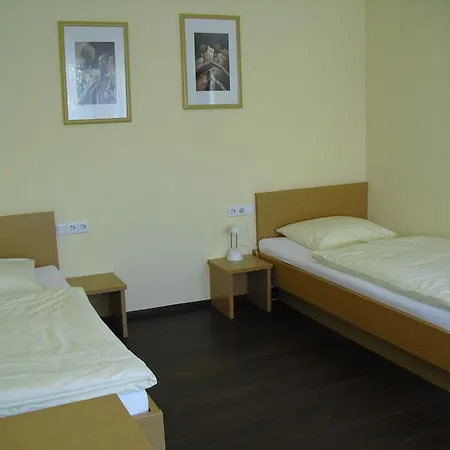 Boardingroom 2*